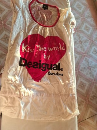 Camiseta Desigual Corazón Talla M