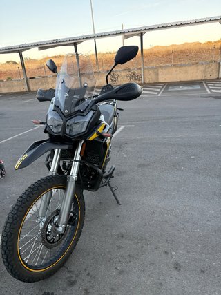 Moto Vogue 300 Rally Adventure Negra/Amarilla