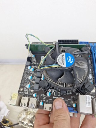 Placa Base MSI B75MA-E33
