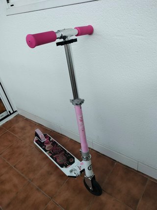 Patinete infantil Oxelo rosa y blanco