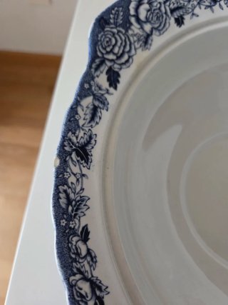 Sopera vintage azul y blanco