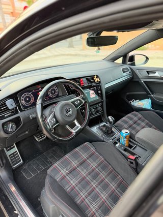 Volkswagen Golf GTI PERFORMANCE