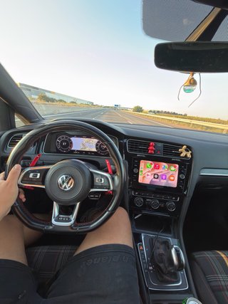 Volkswagen Golf GTI PERFORMANCE