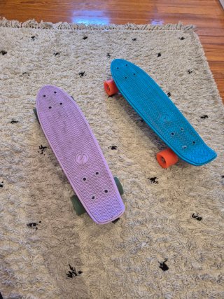 2 Monopattini Penny Board Viola e Blu