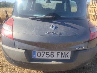 Portón trasero Renault Megane