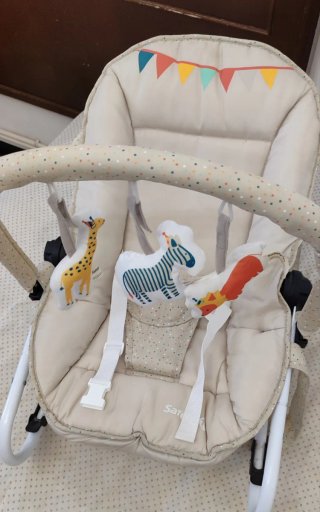 Hamaca bebé con peluches