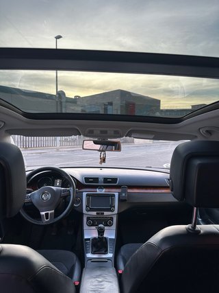 Volkswagen Passat 2011
