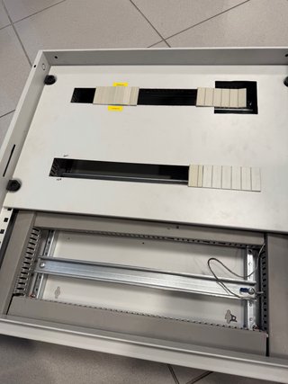Armario cuadro eléctrico Siemens vacío 70x70