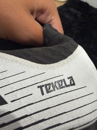 Botas de fútbol New Balance Tekela
