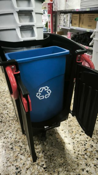 Contenedor/carro alta capacidad marca  RUBBERMAID