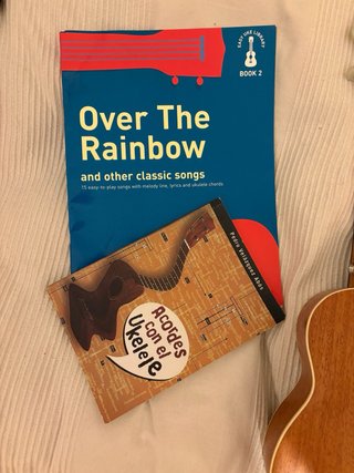 Ukelele + 2 libros