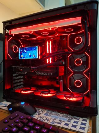 PC GAMING RYZEN 7 7800X3D, 32GB DDR5,1TB, RTX 5070