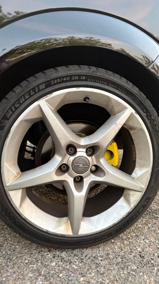 Llantas Opel 18 con neumáticos