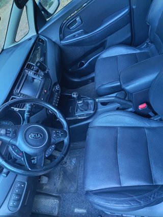 KIA Carens 2016
