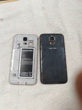 2 Samsung Galaxy S5 (Negro y Blanco)
