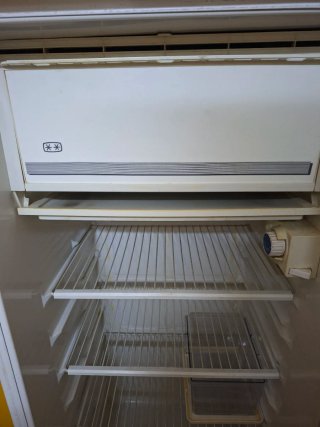 Nevera Whirlpool/Philips 1.53m