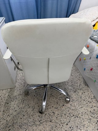 Silla de escritorio blanca