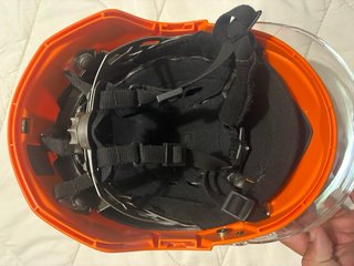 Casco rescate con luz y visera