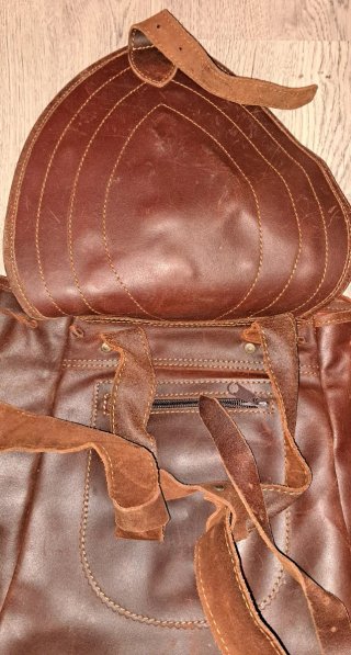Morral / zurrón / mochila / artesanal de cuero