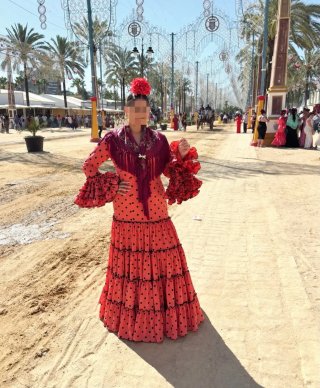 Traje de flamenca volantes lunares