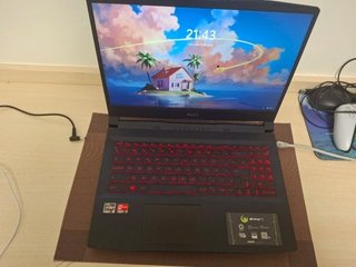 Portátil MSI Ryzen 5 5600H | RX 6500M | 24GB | 2TB