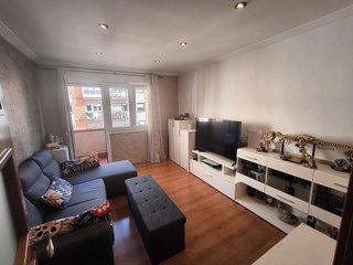 Piso en venta en Pumarín en Gijón