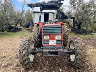Tractor New Holland 70-56 con pala
