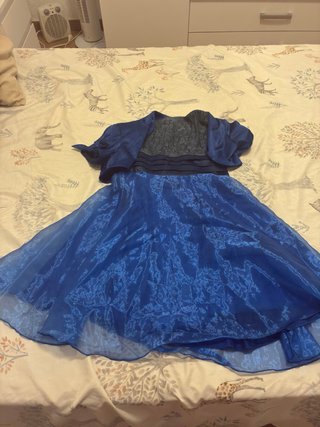 Vestido azul con chaqueta