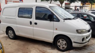 Hyundai H-1 2004