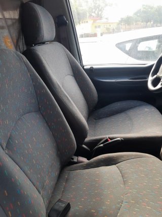 Hyundai H-1 2004