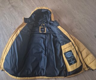 Abrigo chico Pull&Bear amarillo