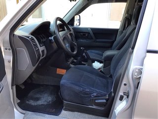 Mitsubishi Montero 2001