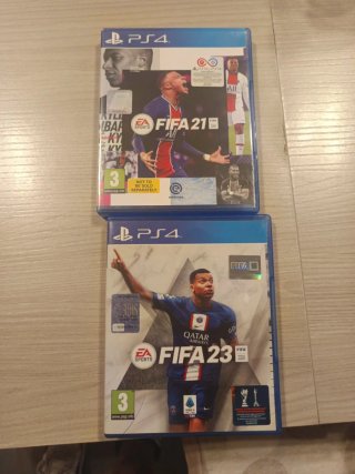 Lotto Giochi PS4: FIFA 21 e FIFA 23