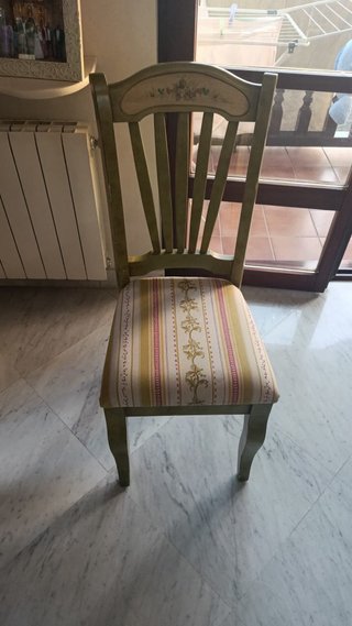 Mesa y 6 sillas de comedor