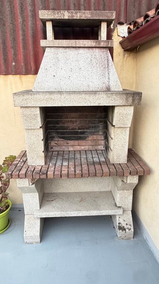 Barbacoa de piedra para terraza