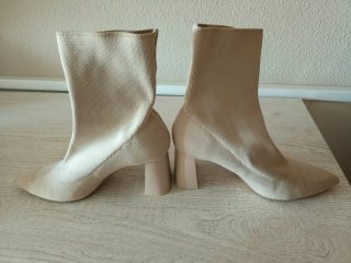 Botines calcetín Zara beige tacón
