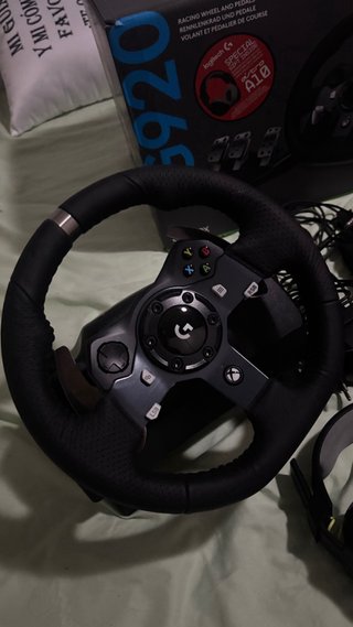 Volante Logitech G920 con Pedales y Auriculares