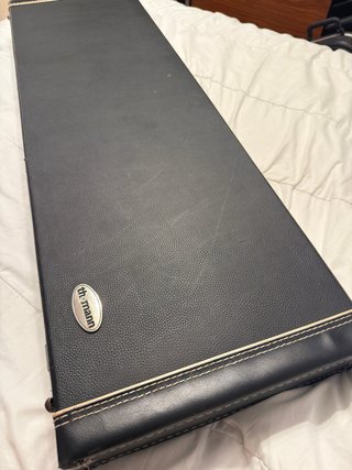 Estuche Thomann Guitarra/Bajo Negro