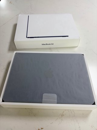 MacBook Air M2 13.6 8GB 512GB Azul Medianoche