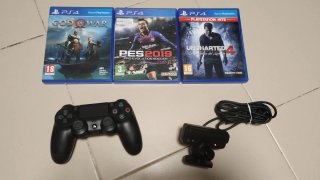 PS4 God of War, PES 2019, Uncharted 4 + Accesorios