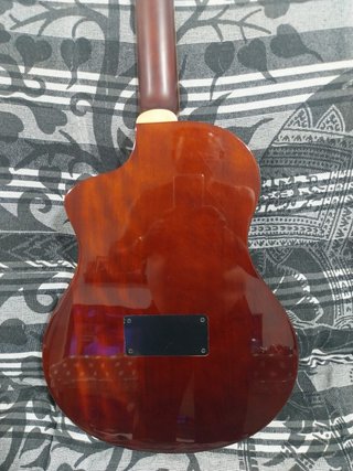 Guitarra Electroacústica Ortega