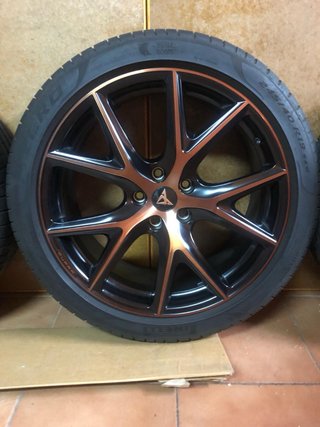Neumático 245/45 R19