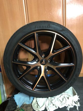 Neumático 245/45 R19