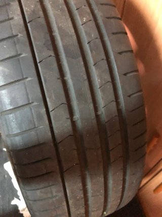 Neumático 245/45 R19