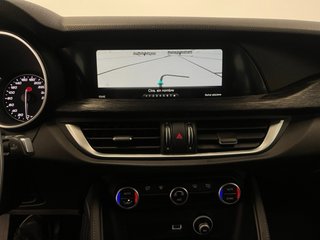 Alfa Romeo Stelvio 2023