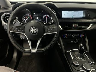 Alfa Romeo Stelvio 2023