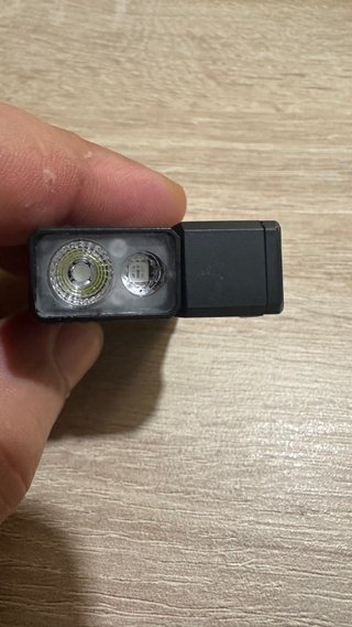 Mini linterna WUBEN G5