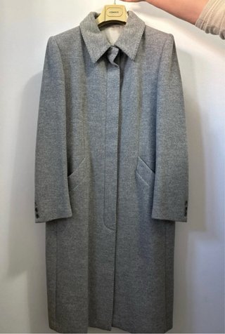 Abrigo de paño gris