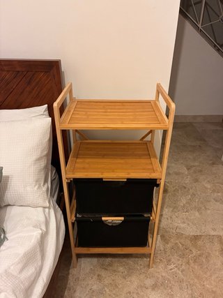 Cama completa con clochón + muebles y lámparas
