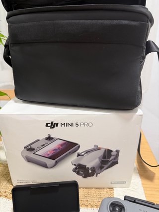 Dron DJI Mini 5 Pro pack combo